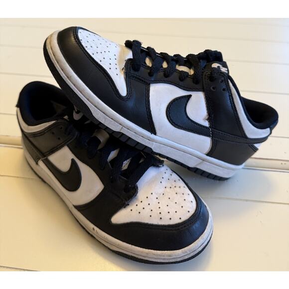 Nike Dunk Panda Low Youth Shoes Size 3.5 US Color Black & White CW1590-100 2024 - Picture 1 of 8